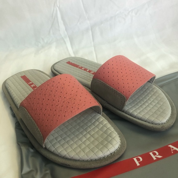 Prada pink leather slides - Picture 6 of 9
